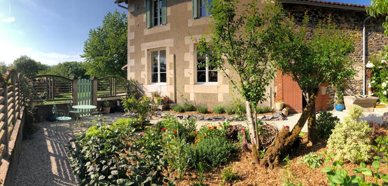 Le Cerisier Saint-Barbant Bed & Breakfast Bagian luar foto